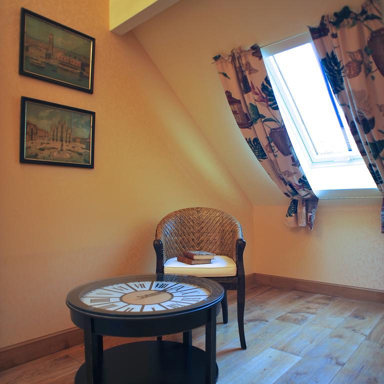 Villa L'Orangerie du Grand Jardin Condé-sur-Seulles Zimmer foto