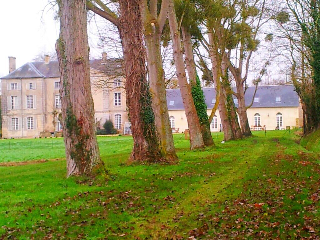 Villa L'Orangerie du Grand Jardin Condé-sur-Seulles Exterior foto